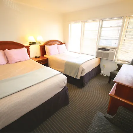 Oceanic Motel