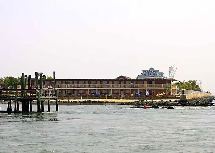 Oceanic Motel 2*