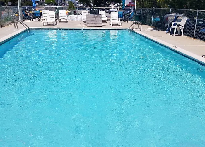 Motel Oceanic 2*